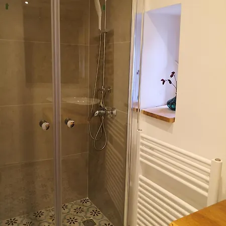 Fuenf Giebel Eck In Der Freiheit Am Ruhrtalradweg Hotel *