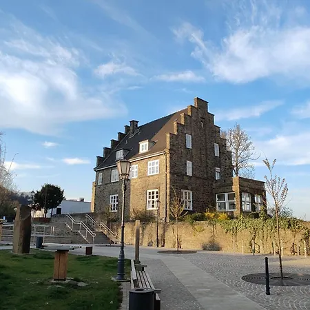 Fuenf Giebel Eck In Der Freiheit Am Ruhrtalradweg Hotel
