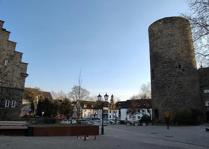 Fuenf Giebel Eck In Der Freiheit Am Ruhrtalradweg * Wetter (Ruhr)