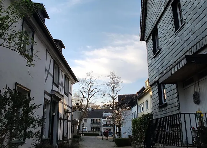 Fuenf Giebel Eck In Der Freiheit Am Ruhrtalradweg فندق
