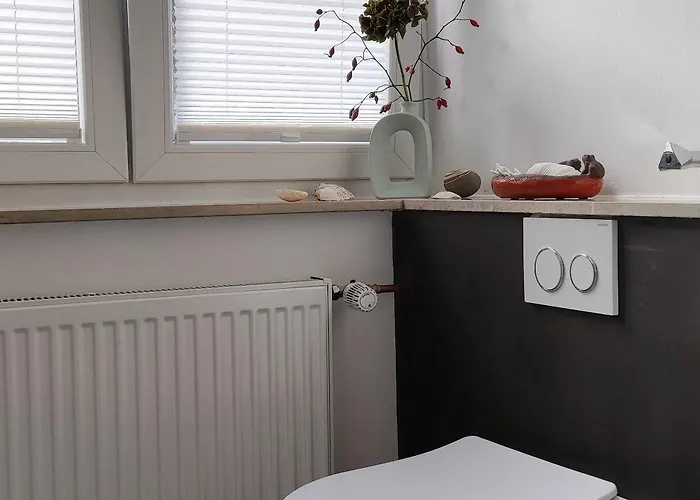 Fuenf Giebel Eck In Der Freiheit Am Ruhrtalradweg * ويتير